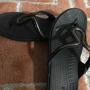 Crocs flip flops Black